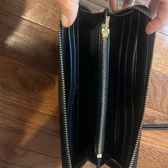 Coach wristlet, black leather - Picture 6 of 8